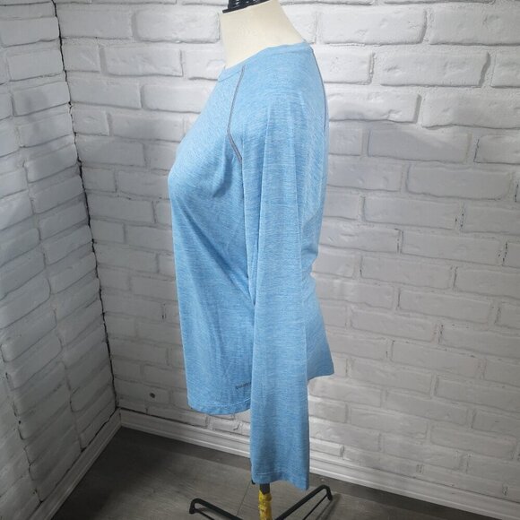 Patagonia Ladies Size Large Light Blue Long Sleeve Round Neck Athletic Top - Picture 5 of 9